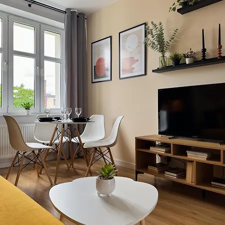 Japan Garden Hetmanska 3 Apartment *